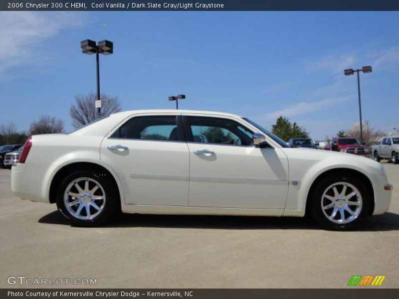 Cool Vanilla / Dark Slate Gray/Light Graystone 2006 Chrysler 300 C HEMI