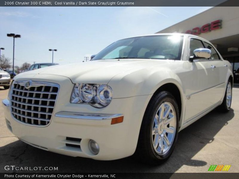 Cool Vanilla / Dark Slate Gray/Light Graystone 2006 Chrysler 300 C HEMI
