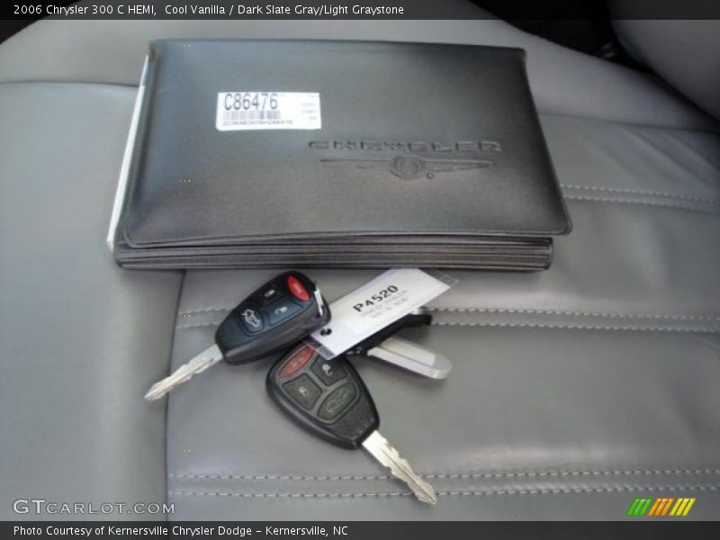 Cool Vanilla / Dark Slate Gray/Light Graystone 2006 Chrysler 300 C HEMI