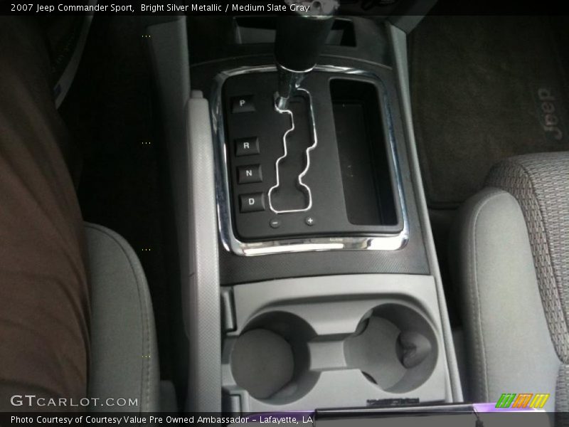 Bright Silver Metallic / Medium Slate Gray 2007 Jeep Commander Sport