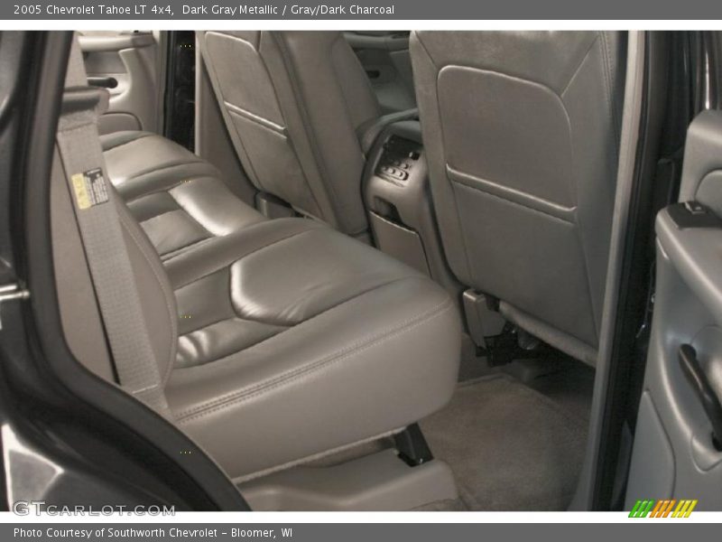 Dark Gray Metallic / Gray/Dark Charcoal 2005 Chevrolet Tahoe LT 4x4