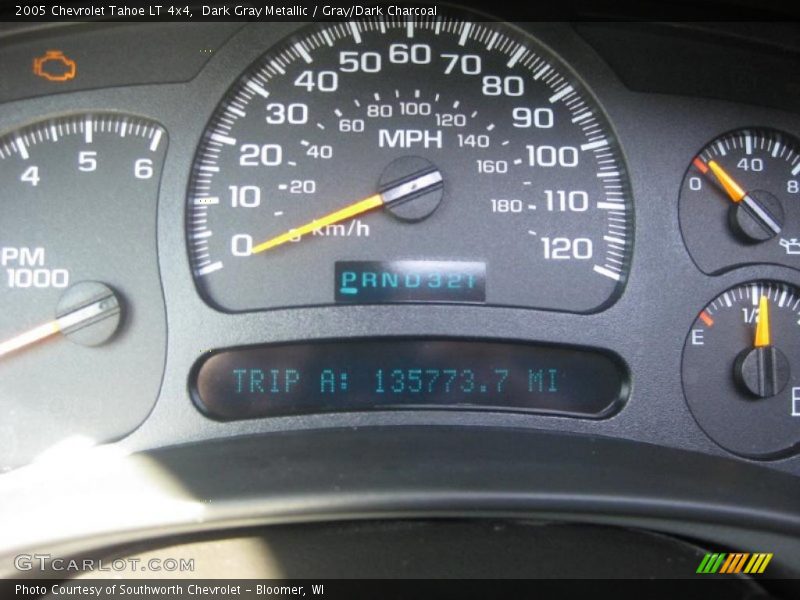 Dark Gray Metallic / Gray/Dark Charcoal 2005 Chevrolet Tahoe LT 4x4