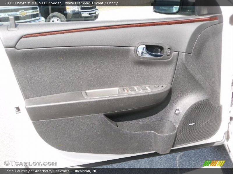 White Diamond Tricoat / Ebony 2010 Chevrolet Malibu LTZ Sedan