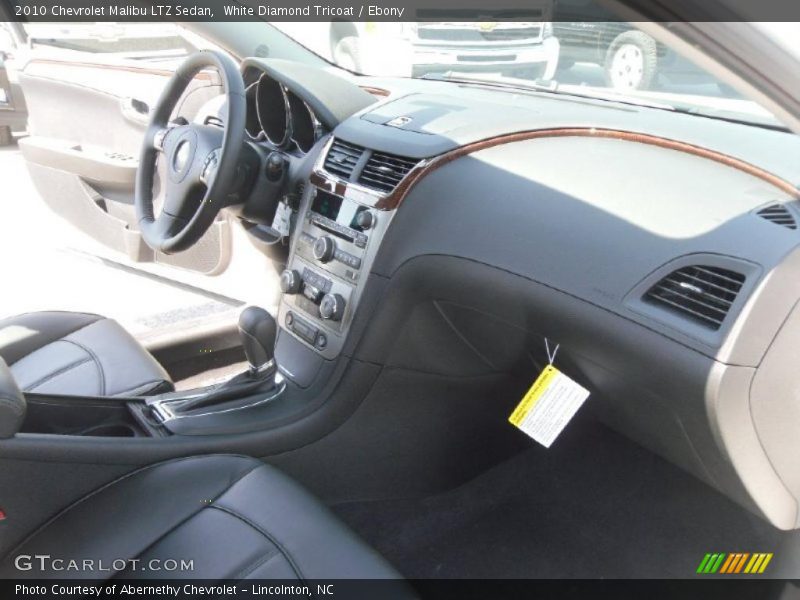 White Diamond Tricoat / Ebony 2010 Chevrolet Malibu LTZ Sedan