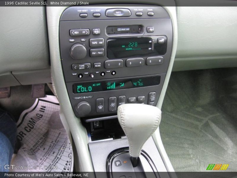 White Diamond / Shale 1996 Cadillac Seville SLS