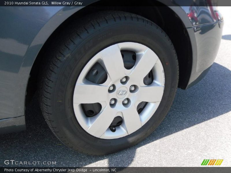 Willow Gray / Gray 2010 Hyundai Sonata GLS