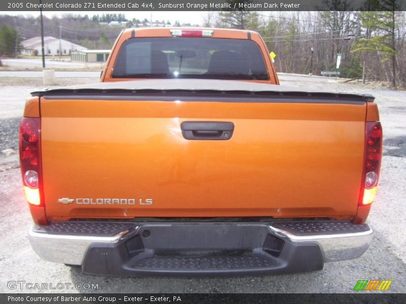 Sunburst Orange Metallic / Medium Dark Pewter 2005 Chevrolet Colorado Z71 Extended Cab 4x4