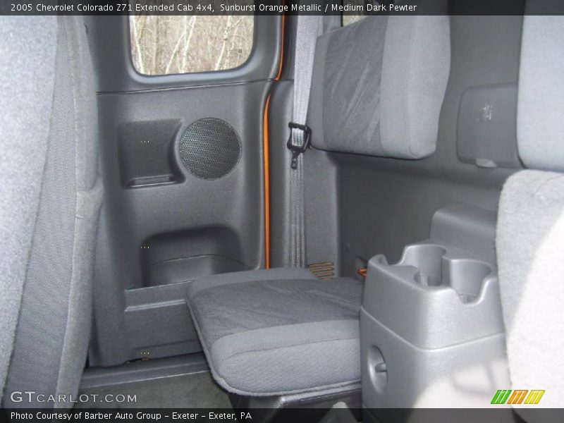 Sunburst Orange Metallic / Medium Dark Pewter 2005 Chevrolet Colorado Z71 Extended Cab 4x4