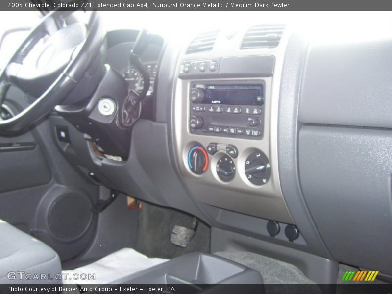 Sunburst Orange Metallic / Medium Dark Pewter 2005 Chevrolet Colorado Z71 Extended Cab 4x4