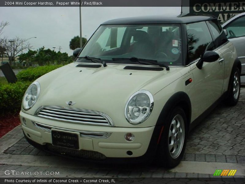 Pepper White / Red/Black 2004 Mini Cooper Hardtop