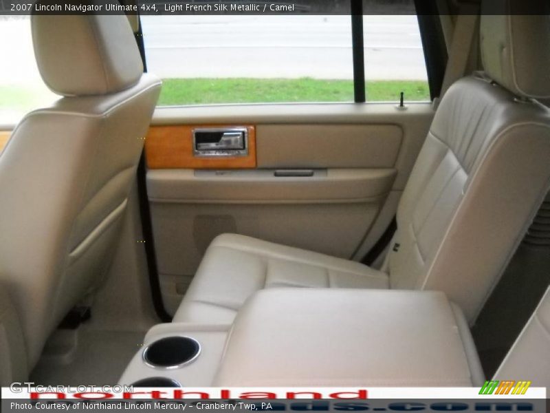 Light French Silk Metallic / Camel 2007 Lincoln Navigator Ultimate 4x4