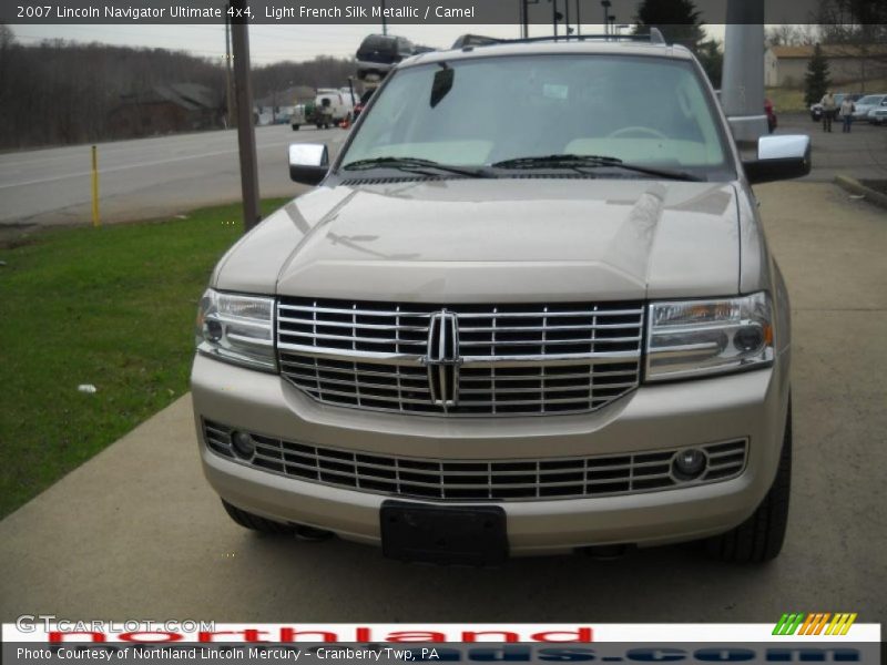 Light French Silk Metallic / Camel 2007 Lincoln Navigator Ultimate 4x4