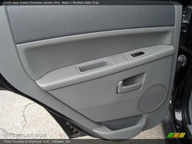 Black / Medium Slate Gray 2006 Jeep Grand Cherokee Laredo 4x4