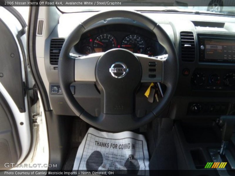 Avalanche White / Steel/Graphite 2006 Nissan Xterra Off Road 4x4