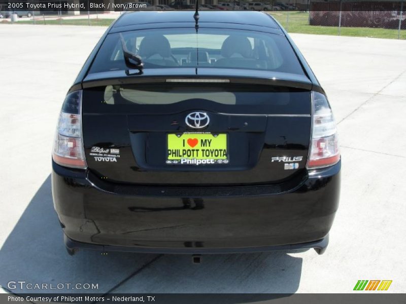 Black / Ivory/Brown 2005 Toyota Prius Hybrid