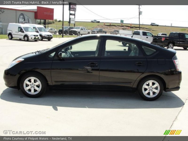 Black / Ivory/Brown 2005 Toyota Prius Hybrid