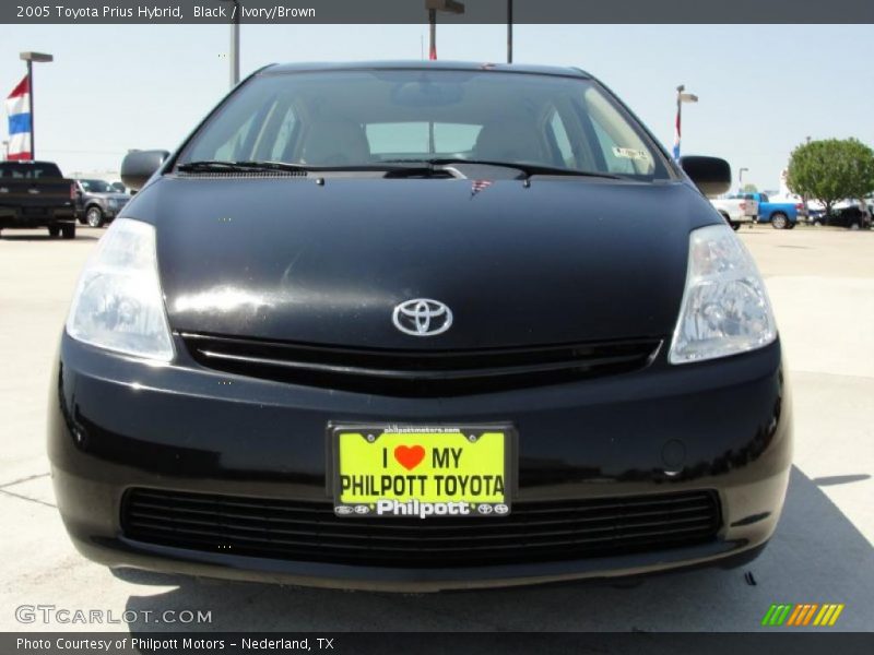 Black / Ivory/Brown 2005 Toyota Prius Hybrid