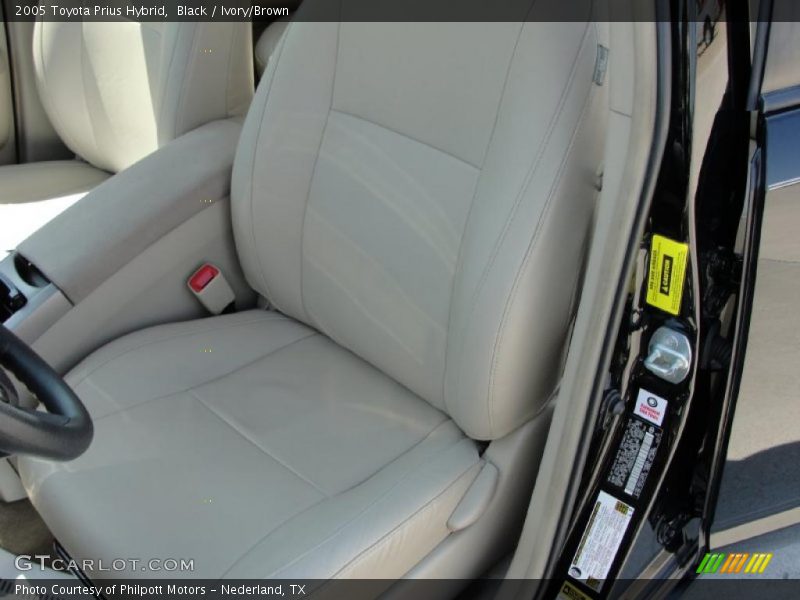 Black / Ivory/Brown 2005 Toyota Prius Hybrid