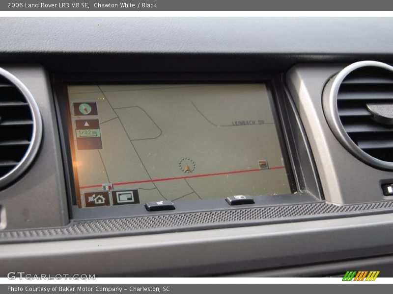 Chawton White / Black 2006 Land Rover LR3 V8 SE