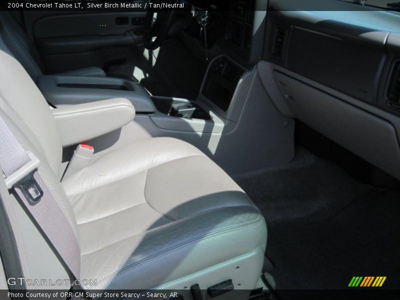 Silver Birch Metallic / Tan/Neutral 2004 Chevrolet Tahoe LT