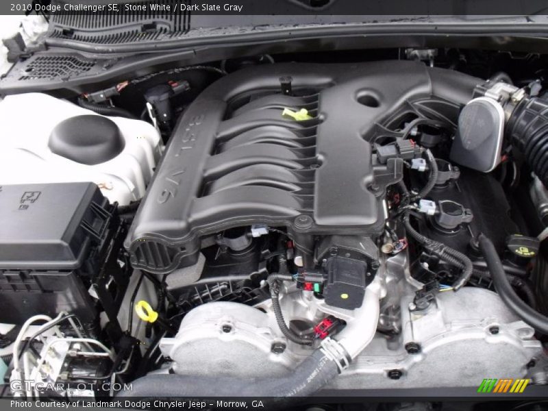 Stone White / Dark Slate Gray 2010 Dodge Challenger SE