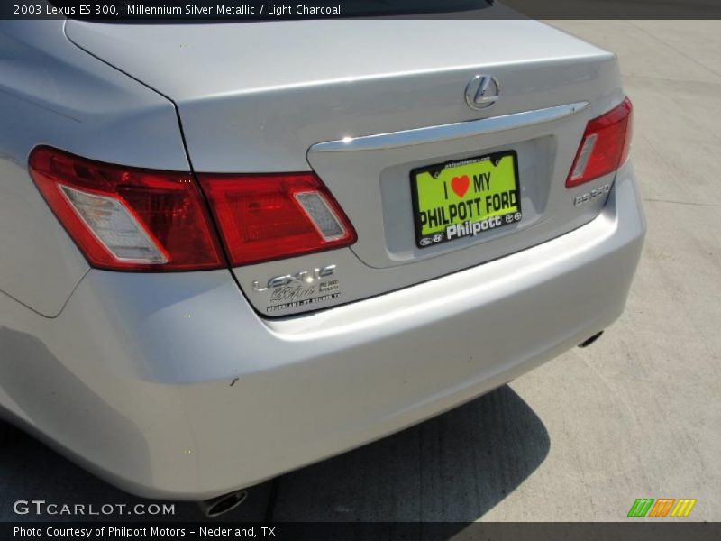 Millennium Silver Metallic / Light Charcoal 2003 Lexus ES 300