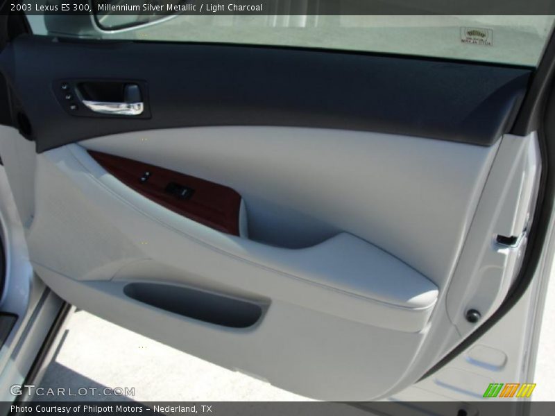 Millennium Silver Metallic / Light Charcoal 2003 Lexus ES 300