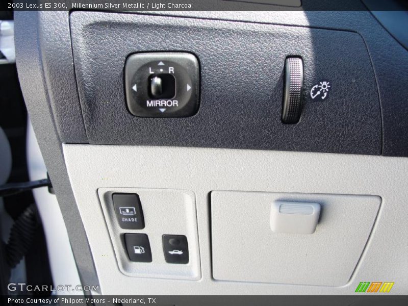 Millennium Silver Metallic / Light Charcoal 2003 Lexus ES 300