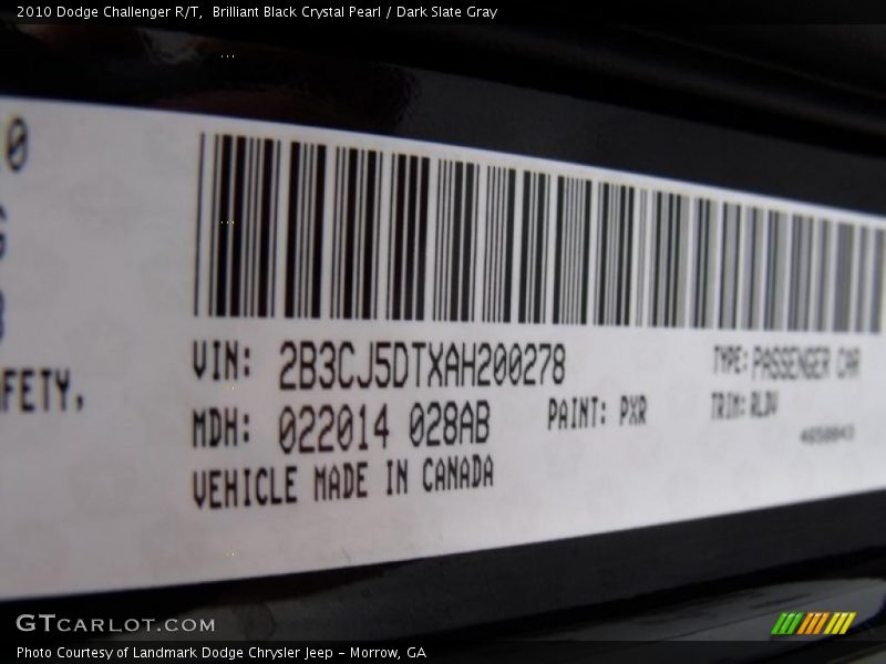 Brilliant Black Crystal Pearl / Dark Slate Gray 2010 Dodge Challenger R/T