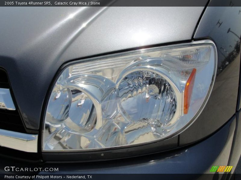 Galactic Gray Mica / Stone 2005 Toyota 4Runner SR5