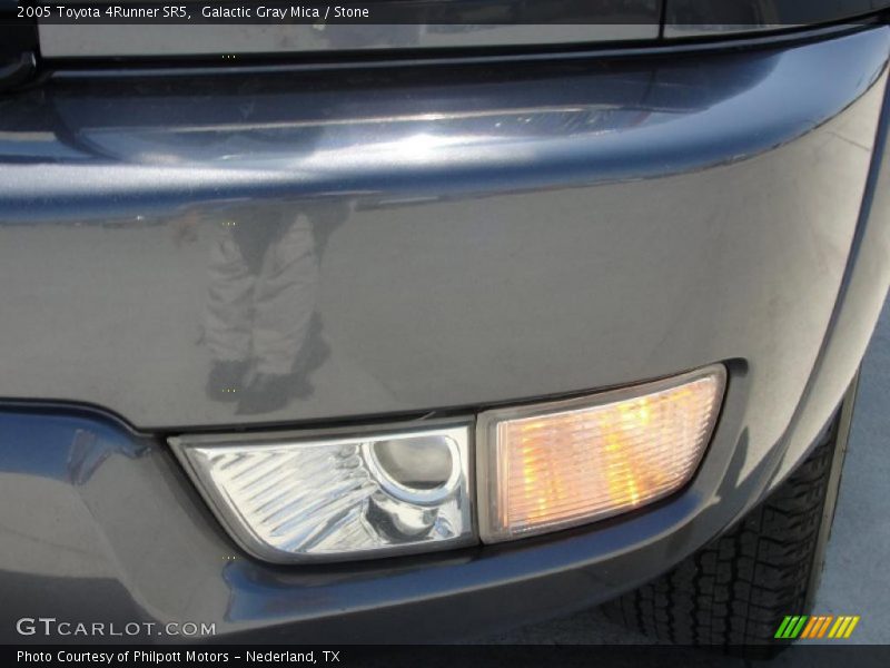 Galactic Gray Mica / Stone 2005 Toyota 4Runner SR5