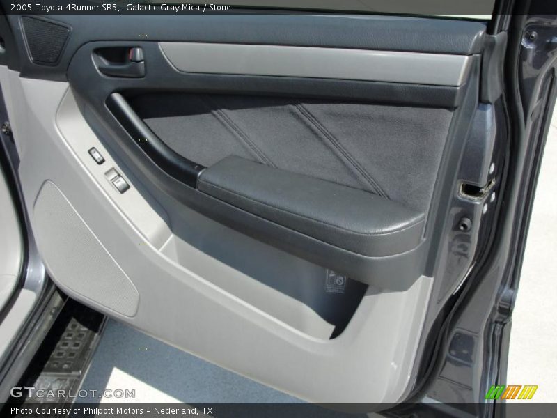 Galactic Gray Mica / Stone 2005 Toyota 4Runner SR5