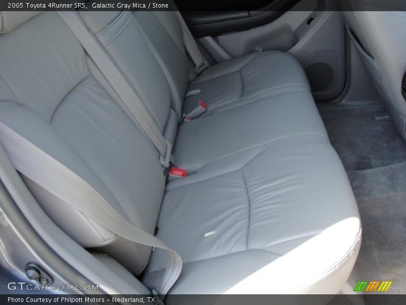 Galactic Gray Mica / Stone 2005 Toyota 4Runner SR5
