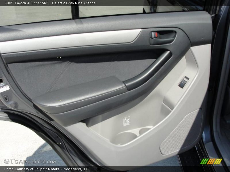 Galactic Gray Mica / Stone 2005 Toyota 4Runner SR5
