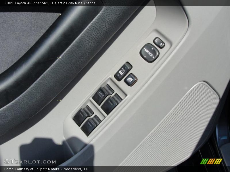 Galactic Gray Mica / Stone 2005 Toyota 4Runner SR5