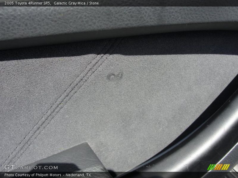 Galactic Gray Mica / Stone 2005 Toyota 4Runner SR5