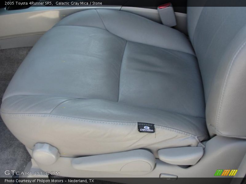 Galactic Gray Mica / Stone 2005 Toyota 4Runner SR5