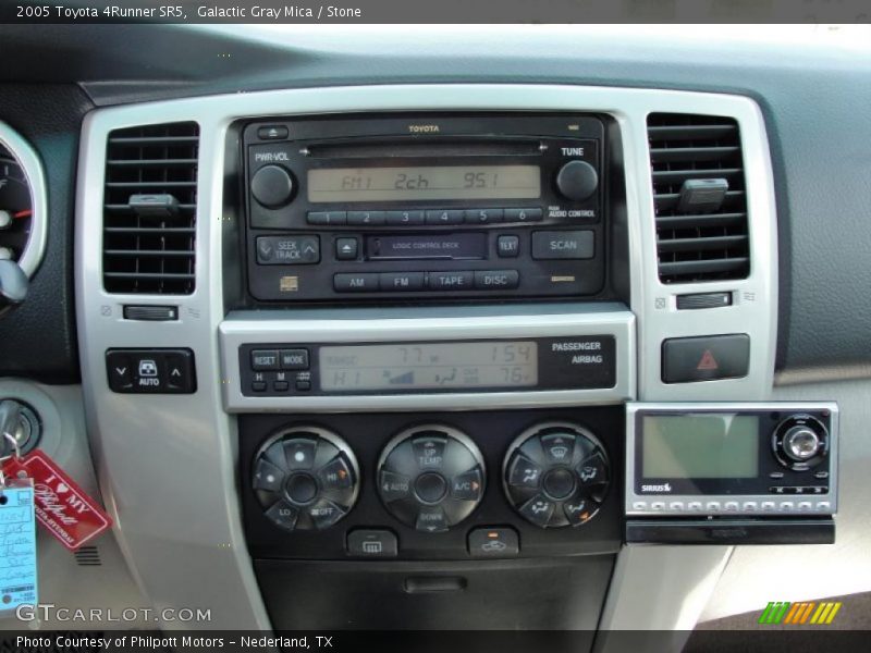 Galactic Gray Mica / Stone 2005 Toyota 4Runner SR5
