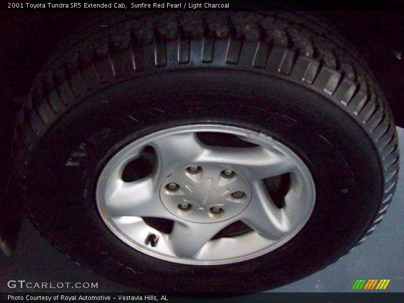 Sunfire Red Pearl / Light Charcoal 2001 Toyota Tundra SR5 Extended Cab