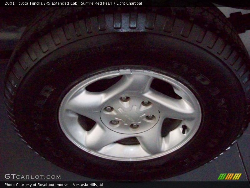 Sunfire Red Pearl / Light Charcoal 2001 Toyota Tundra SR5 Extended Cab
