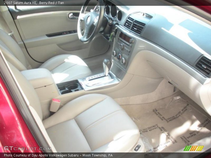 Berry Red / Tan 2007 Saturn Aura XE