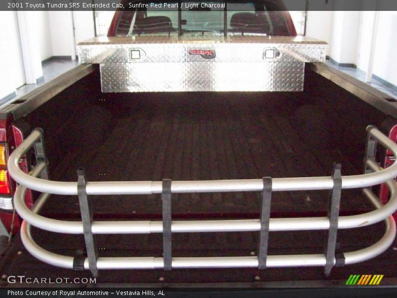 Sunfire Red Pearl / Light Charcoal 2001 Toyota Tundra SR5 Extended Cab