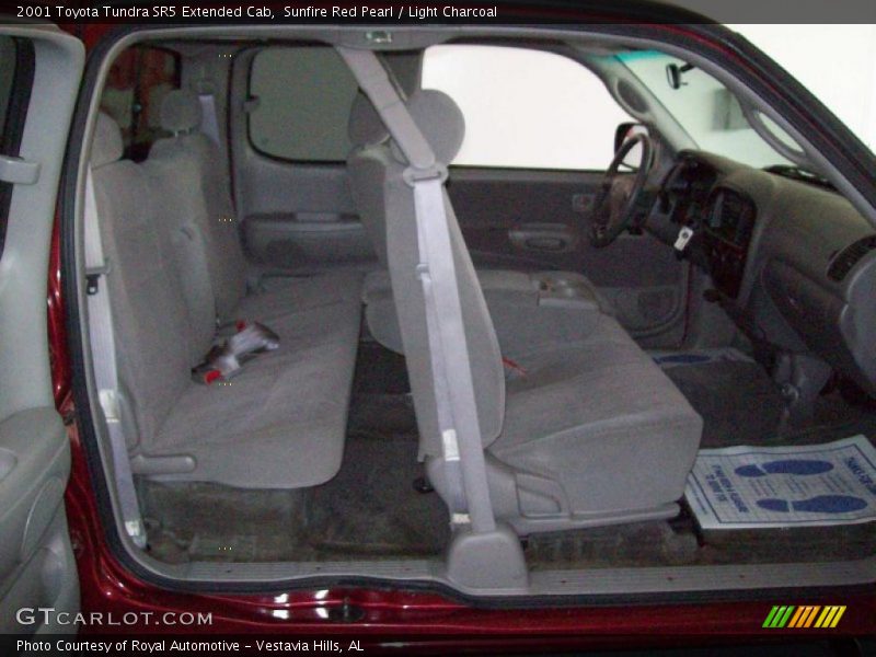 Sunfire Red Pearl / Light Charcoal 2001 Toyota Tundra SR5 Extended Cab