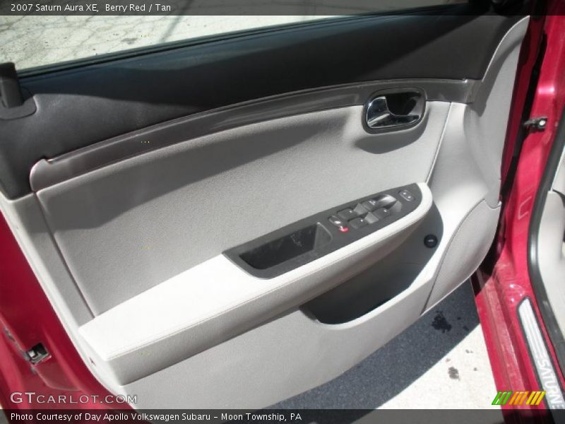 Berry Red / Tan 2007 Saturn Aura XE