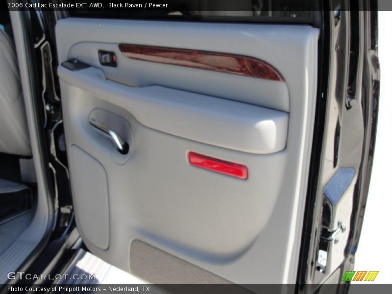 Black Raven / Pewter 2006 Cadillac Escalade EXT AWD