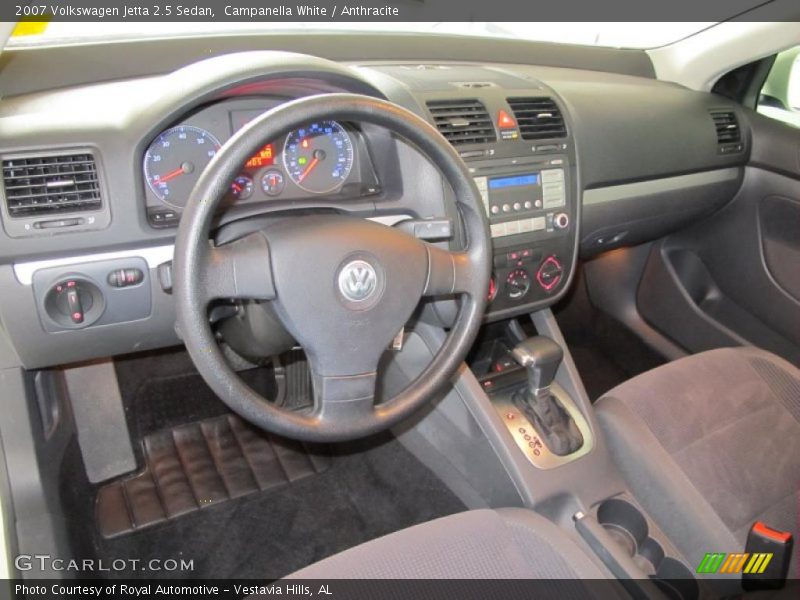 Campanella White / Anthracite 2007 Volkswagen Jetta 2.5 Sedan