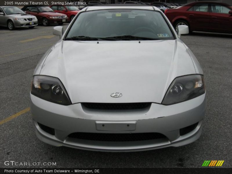 Sterling Silver / Black 2005 Hyundai Tiburon GS