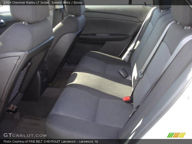 Summit White / Ebony 2009 Chevrolet Malibu LT Sedan