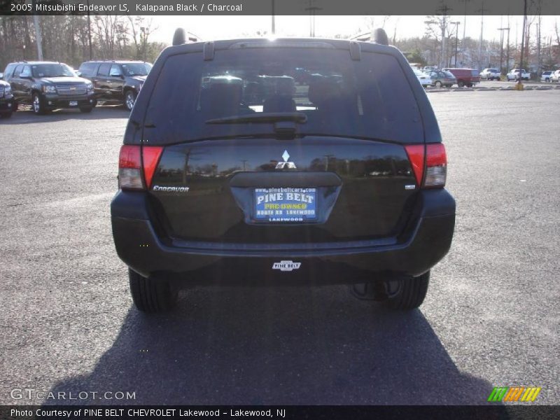 Kalapana Black / Charcoal 2005 Mitsubishi Endeavor LS