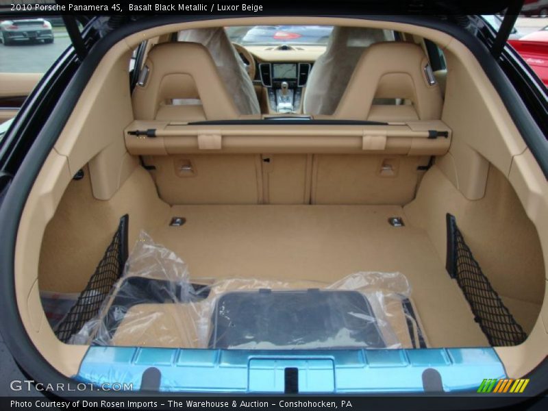 Basalt Black Metallic / Luxor Beige 2010 Porsche Panamera 4S